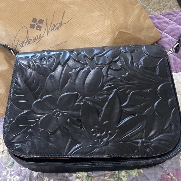 New Patricia Nash tooled leather bag - Picture 2 of 11